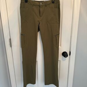 NWOT Patagonia Women's Olive Green Size 8 Hiking Style Pants Nylon S0311